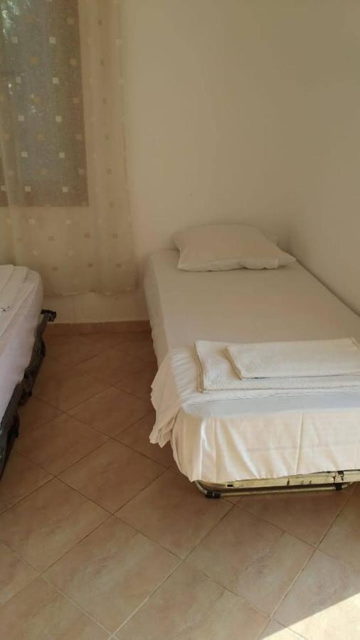 Mullaj Guest House Vlorë Εξωτερικό φωτογραφία